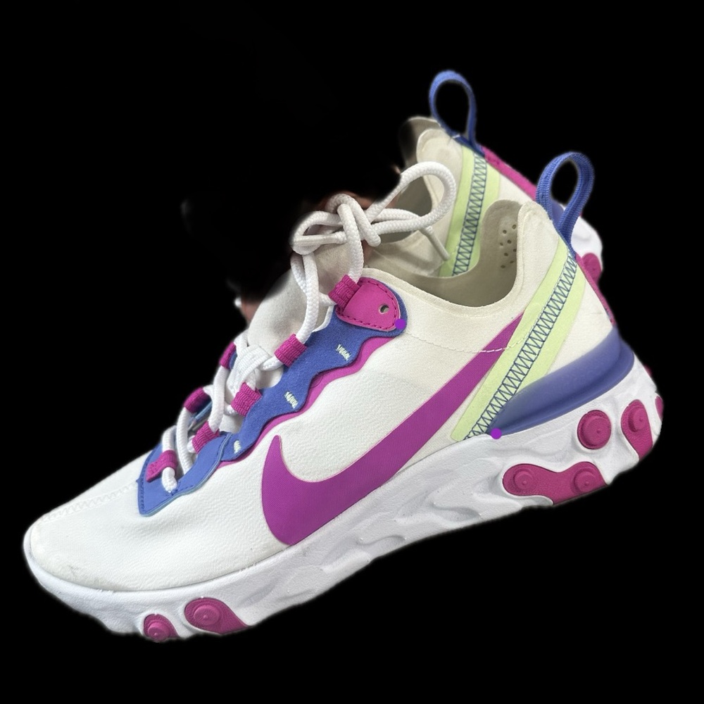 Nike React element size 6
